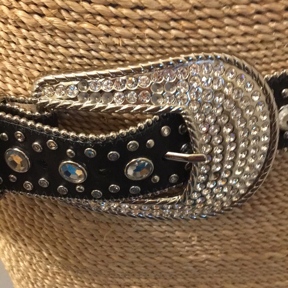 Swarovski Crystal leather rhinestone Belt Beauty! - Picture 5 of 8